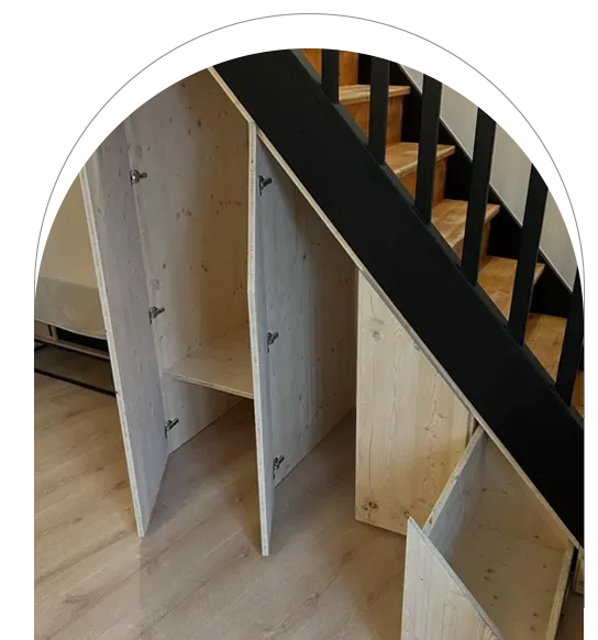 rangement escalier en bois
