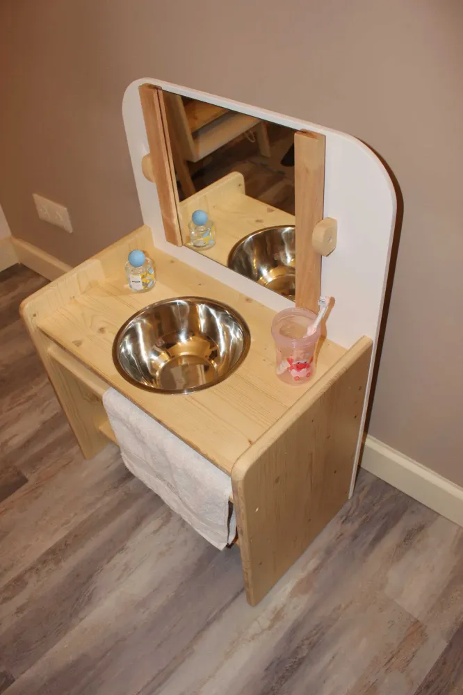 meuble en bois enfant